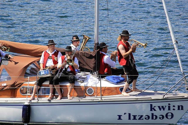 充满了不确 充满了不确